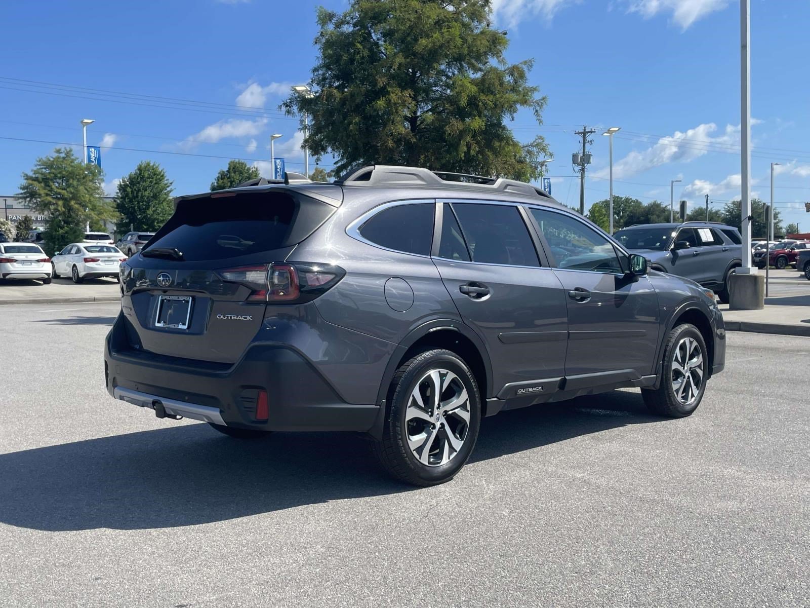 Used 2022 Magnetite Gray Metallic Subaru Limited image 6