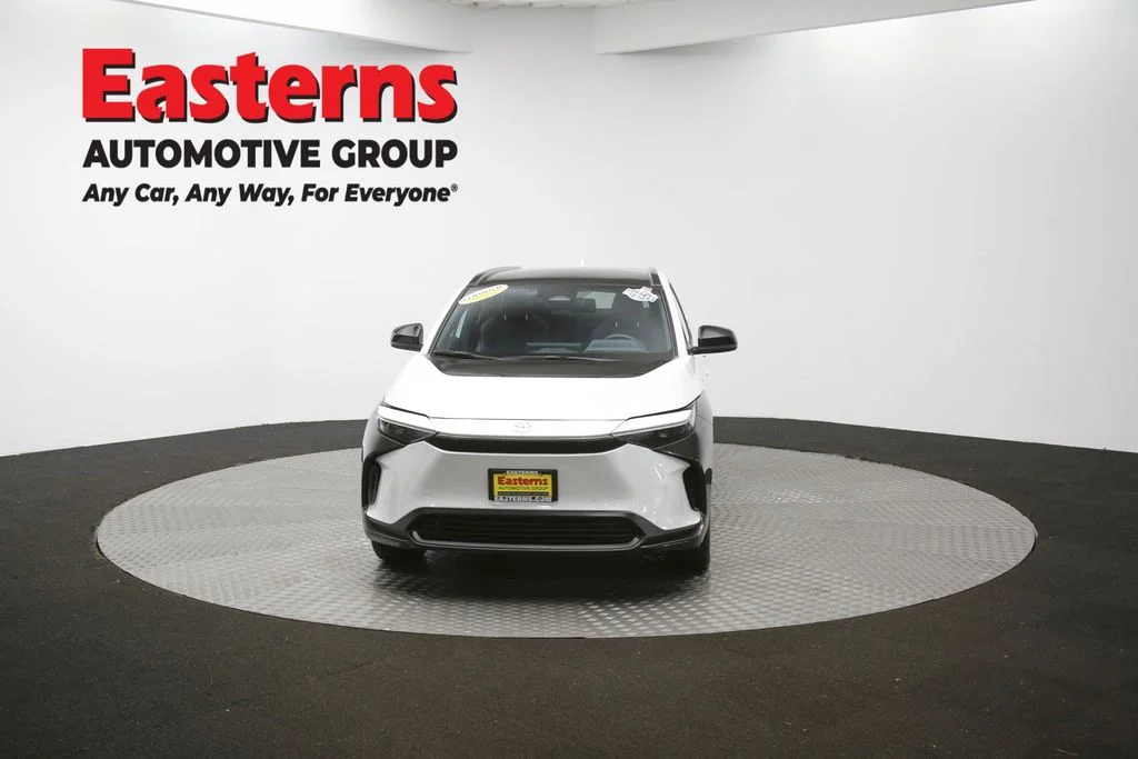 Used 2023 White Toyota XLE image 52