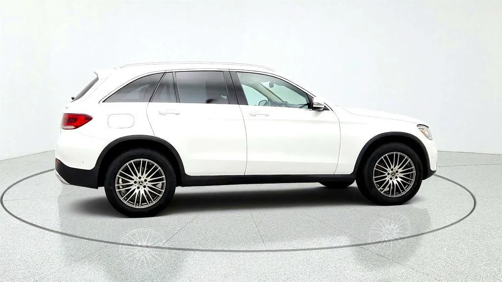 Used 2022 Polar White Mercedes-Benz GLC 300 4MATIC® w/ Panorama Roof & 12.3
