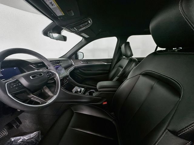 Used 2025 Black Jeep Limited image 21