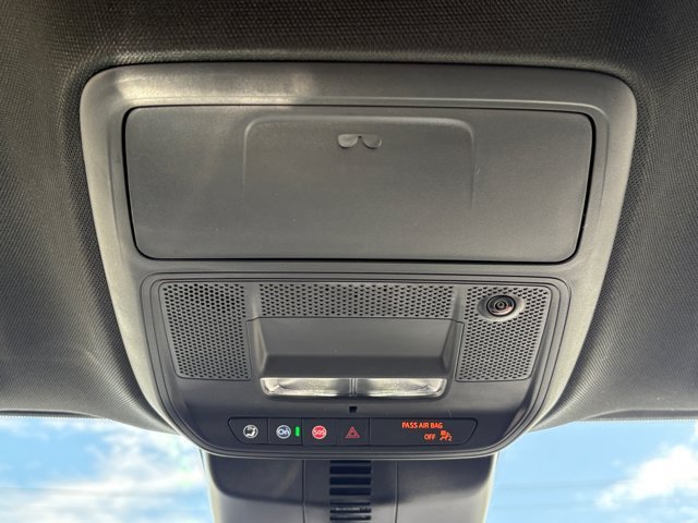 2027 Chevrolet Traverse LT - Photo 26