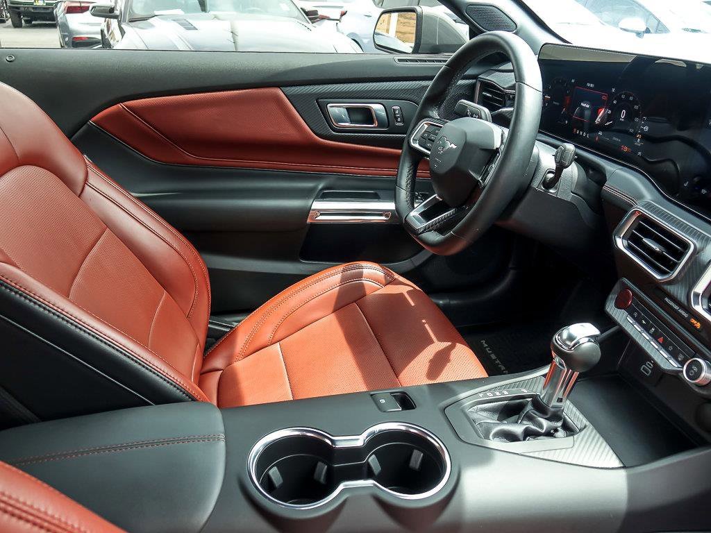 Used 2025 Carbonized Gray Metallic Ford EcoBoost Premium image 29