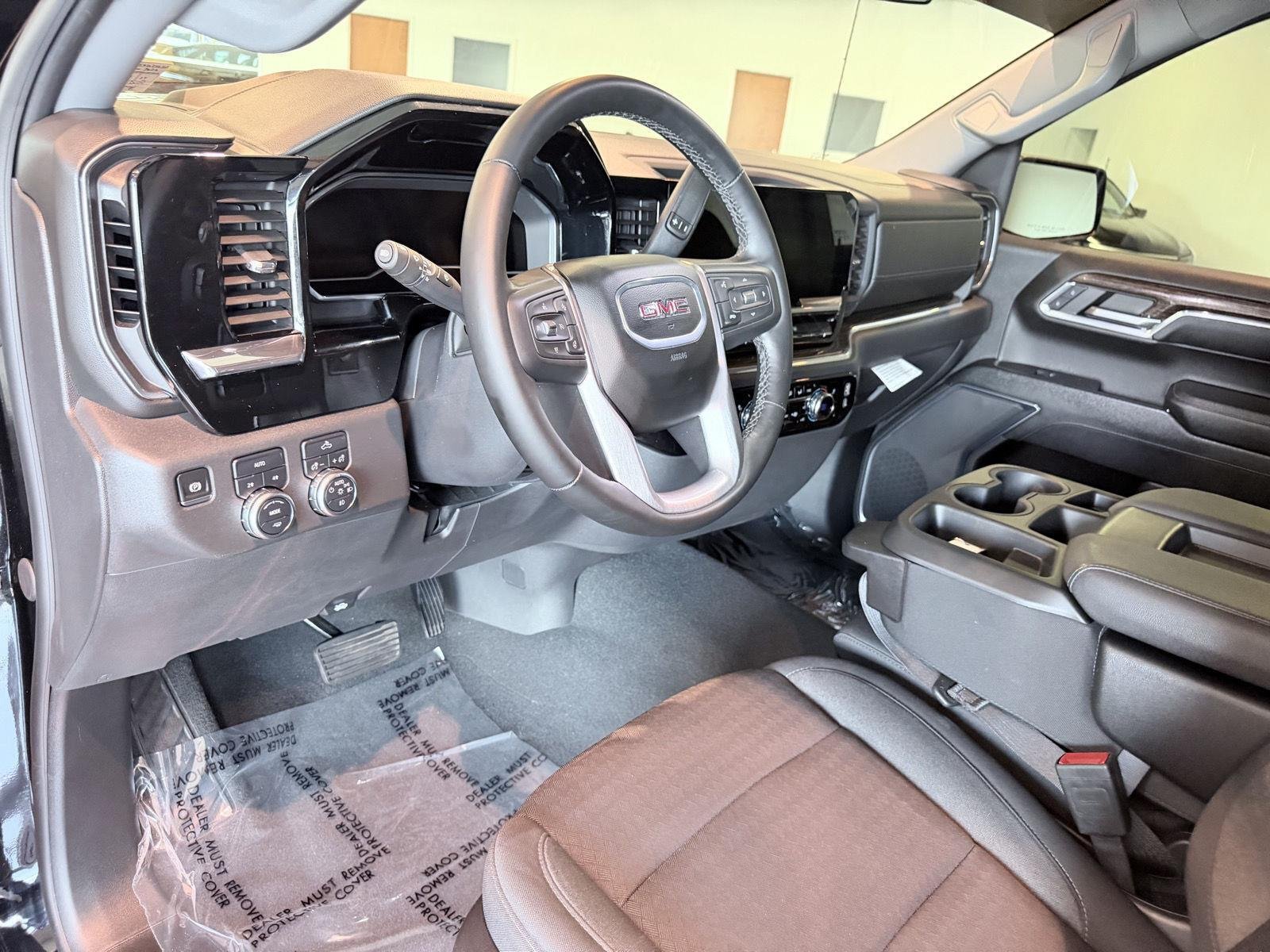 Used 2024 Onyx Black GMC Elevation image 36