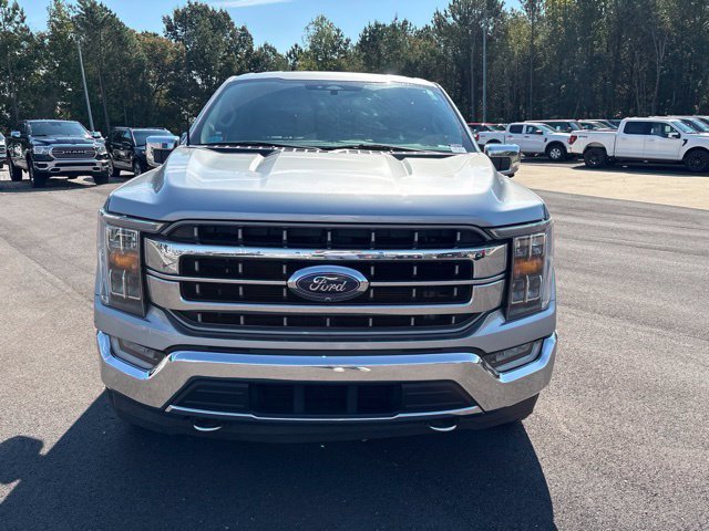 Used 2022 Silver Ford Lariat image 2
