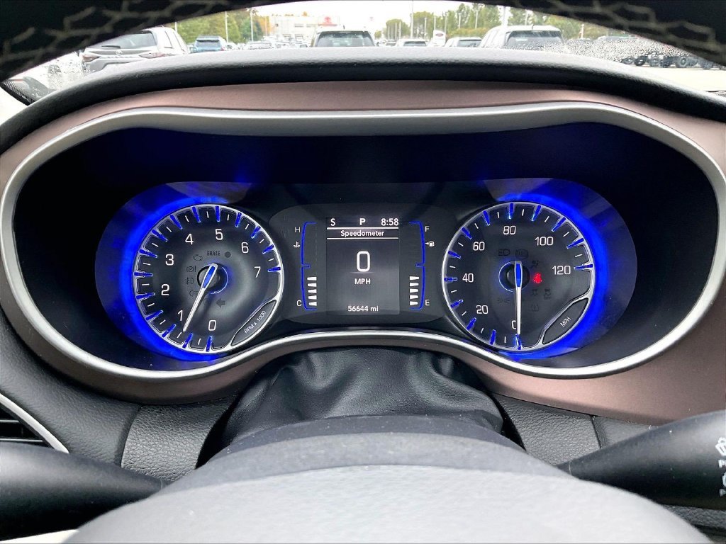 Used 2024 White Chrysler LX image 26