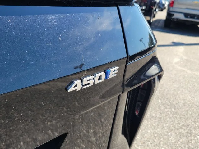 2024 Cadillac LYRIQ Tech - Photo 11