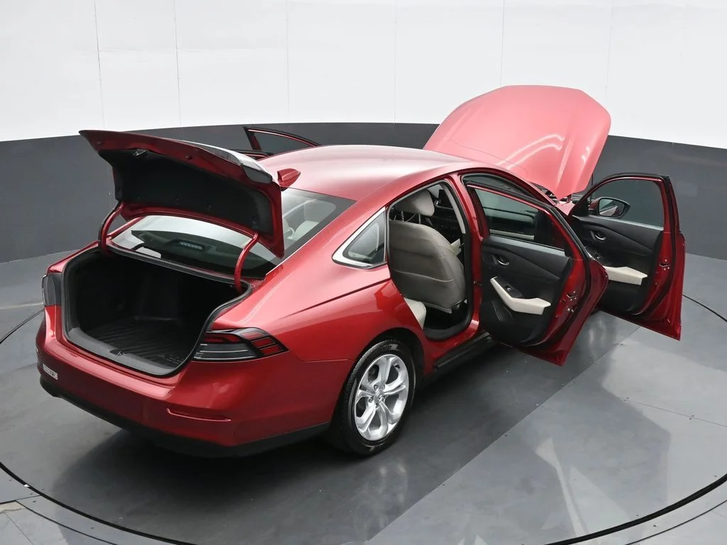 Used 2024  Honda LX image 39