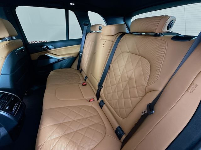 New 2026 Black Sapphire Metallic BMW xDrive40i image 26