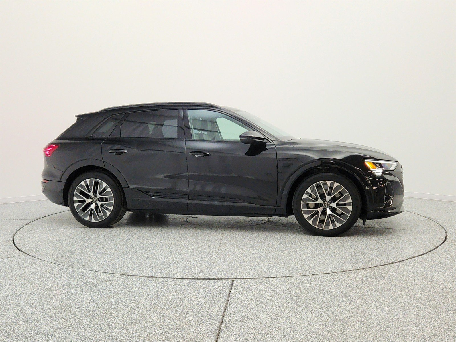 Used 2024 Mythos Black Metallic Audi Premium Plus quattro image 4