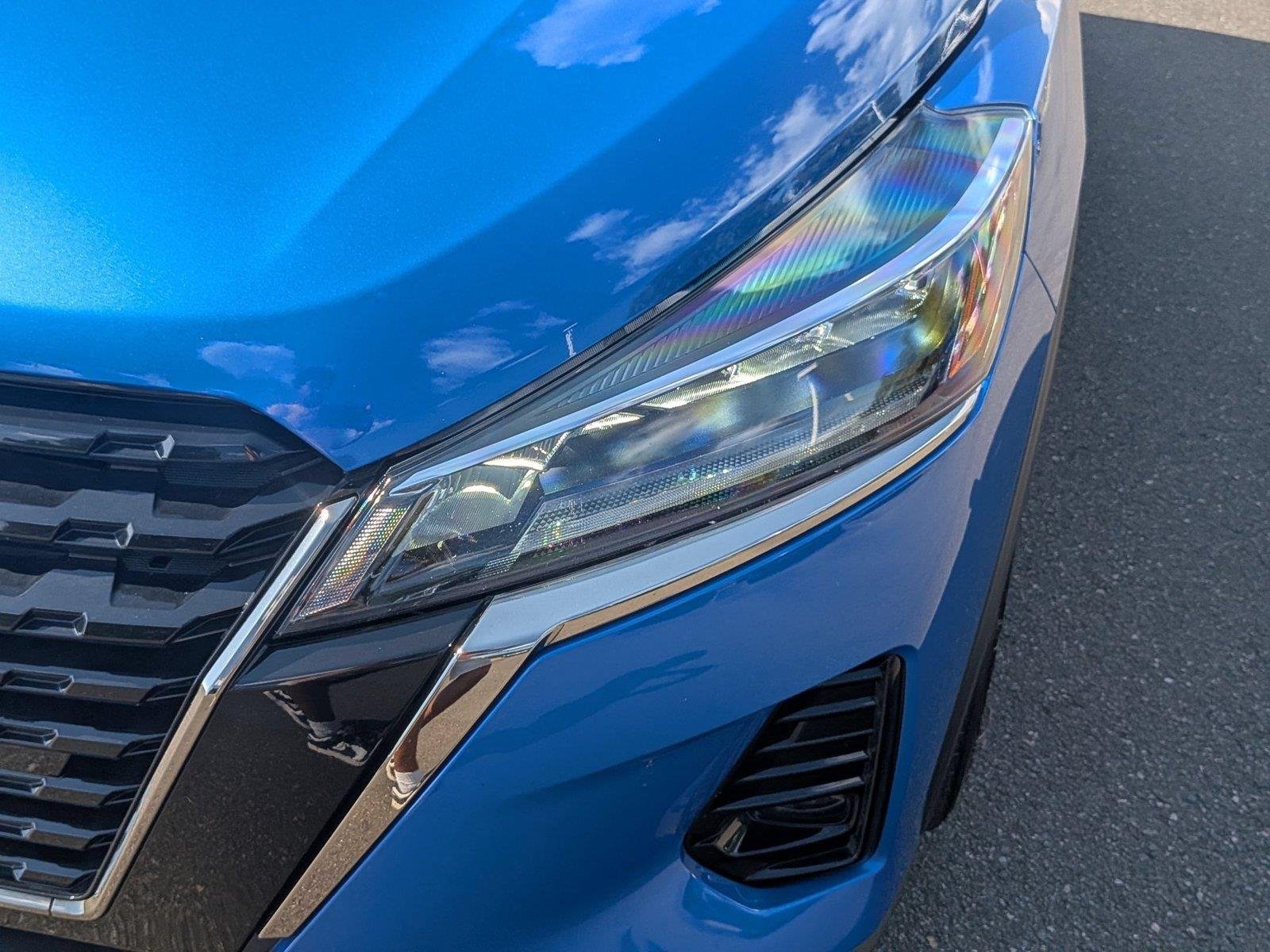 Used 2024 Electric Blue Metallic Nissan SR image 9