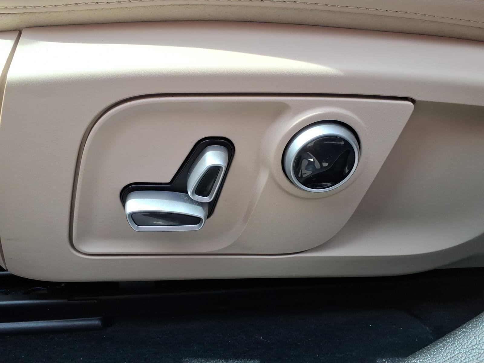 Used 2022 Bianco Maserati GT image 22