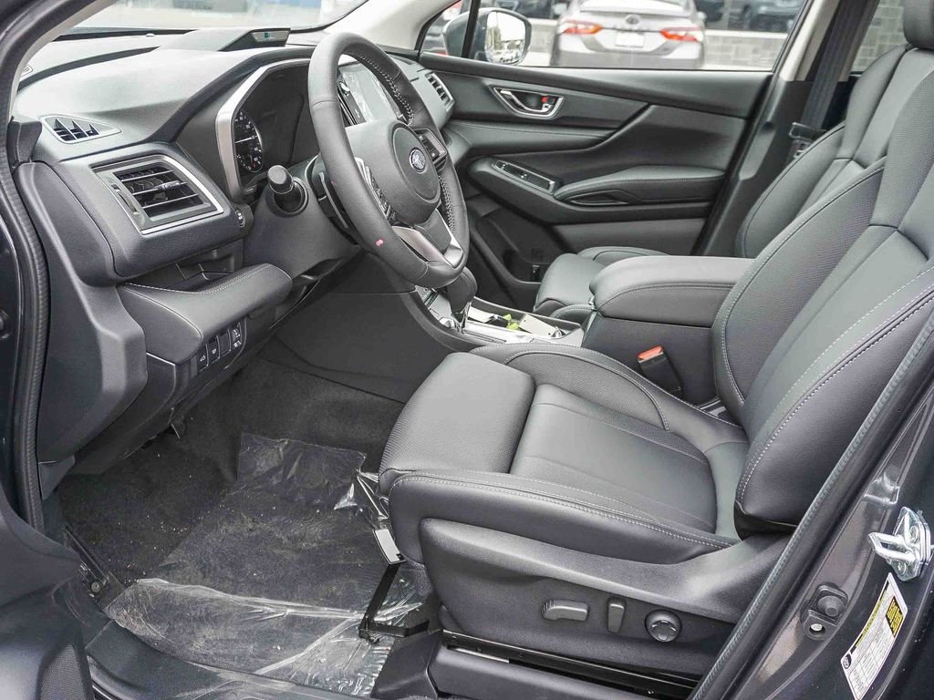 New 2026 MAGNETITE GRAY METALLIC Subaru Limited 7-Passenger image 17