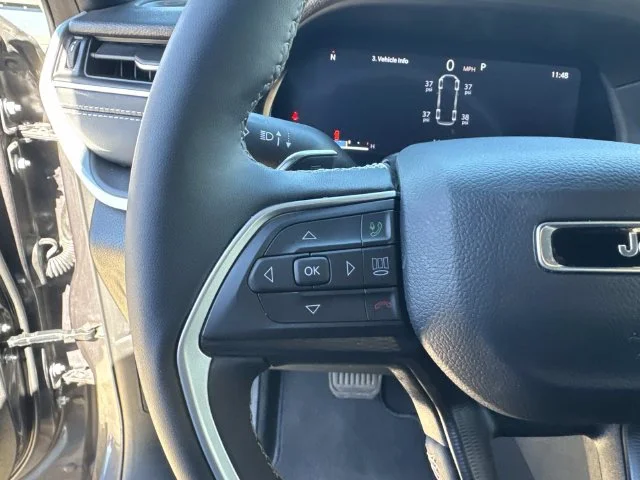 Used 2025 Gray Jeep Altitude X image 41