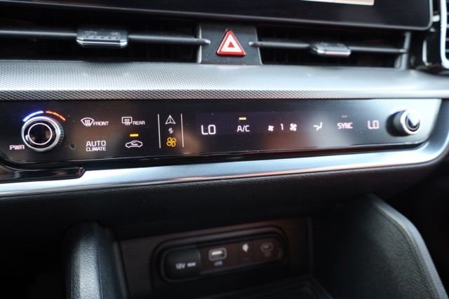 Used 2023 Gray Kia SX image 29