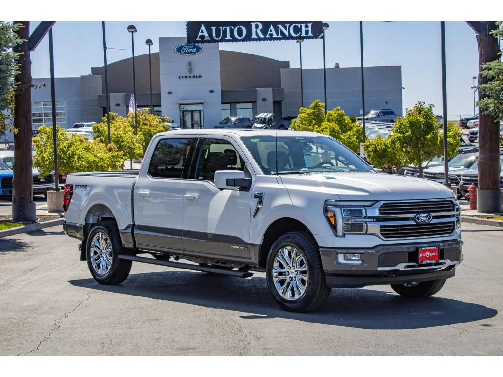 New 2026 Star White Metallic Tri-Coat Ford King Ranch image 2