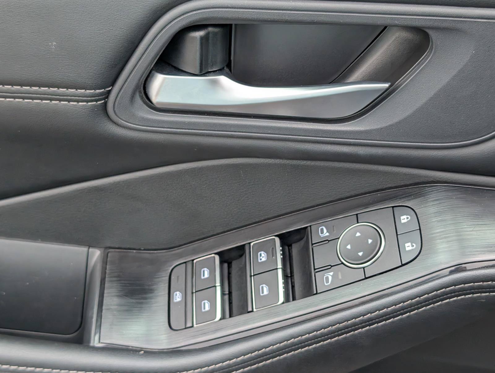 2026 Nissan Rogue SL - Photo 21