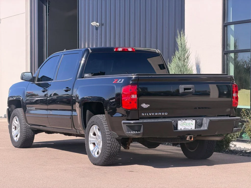 Used 2018 Black Chevrolet LT image 3