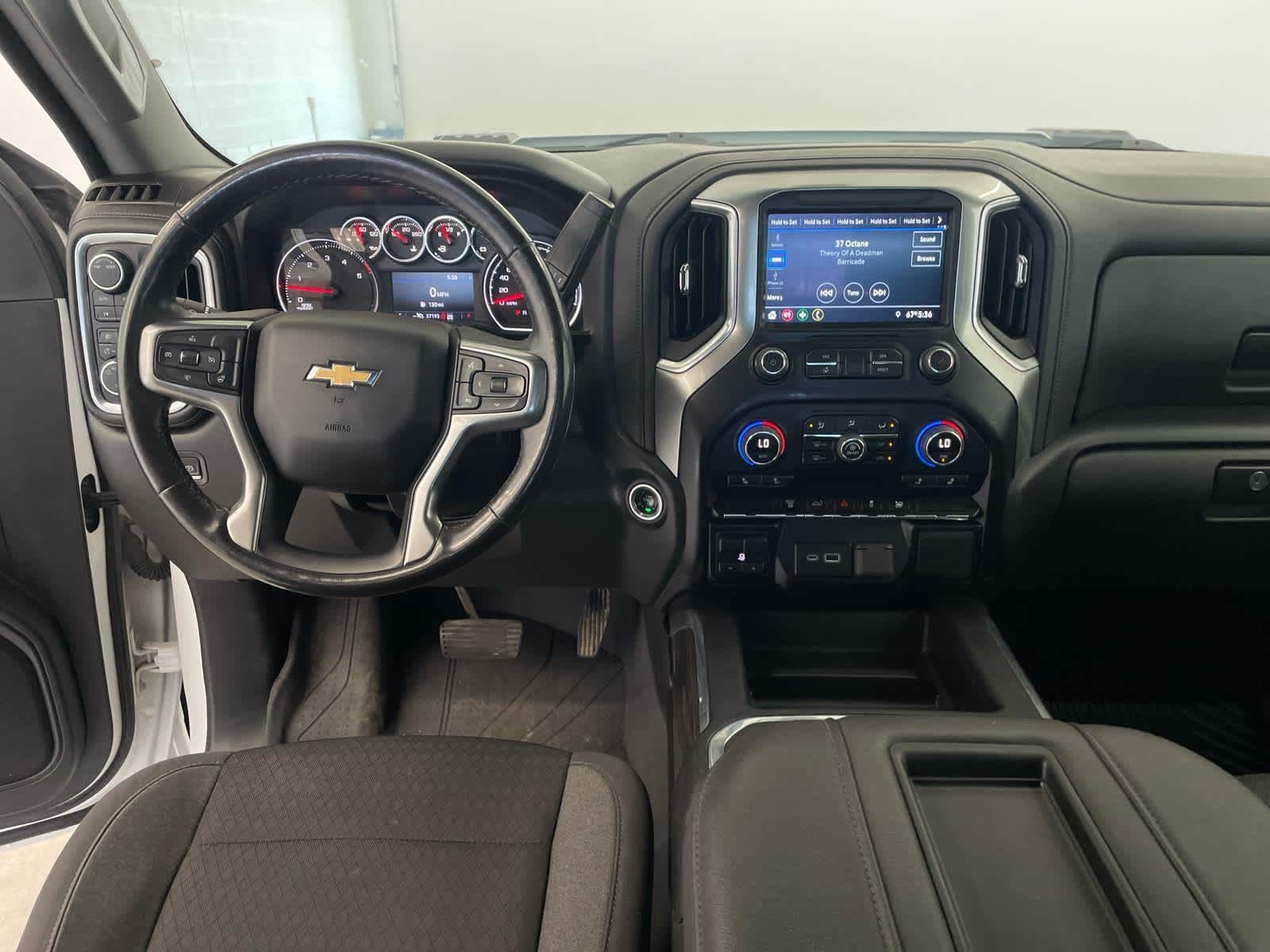 Used 2022 Summit White Chevrolet LT image 30