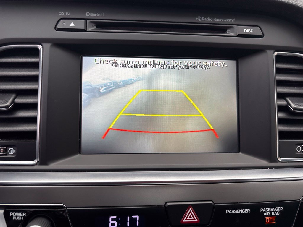 Used 2017 Black Hyundai Sport image 19