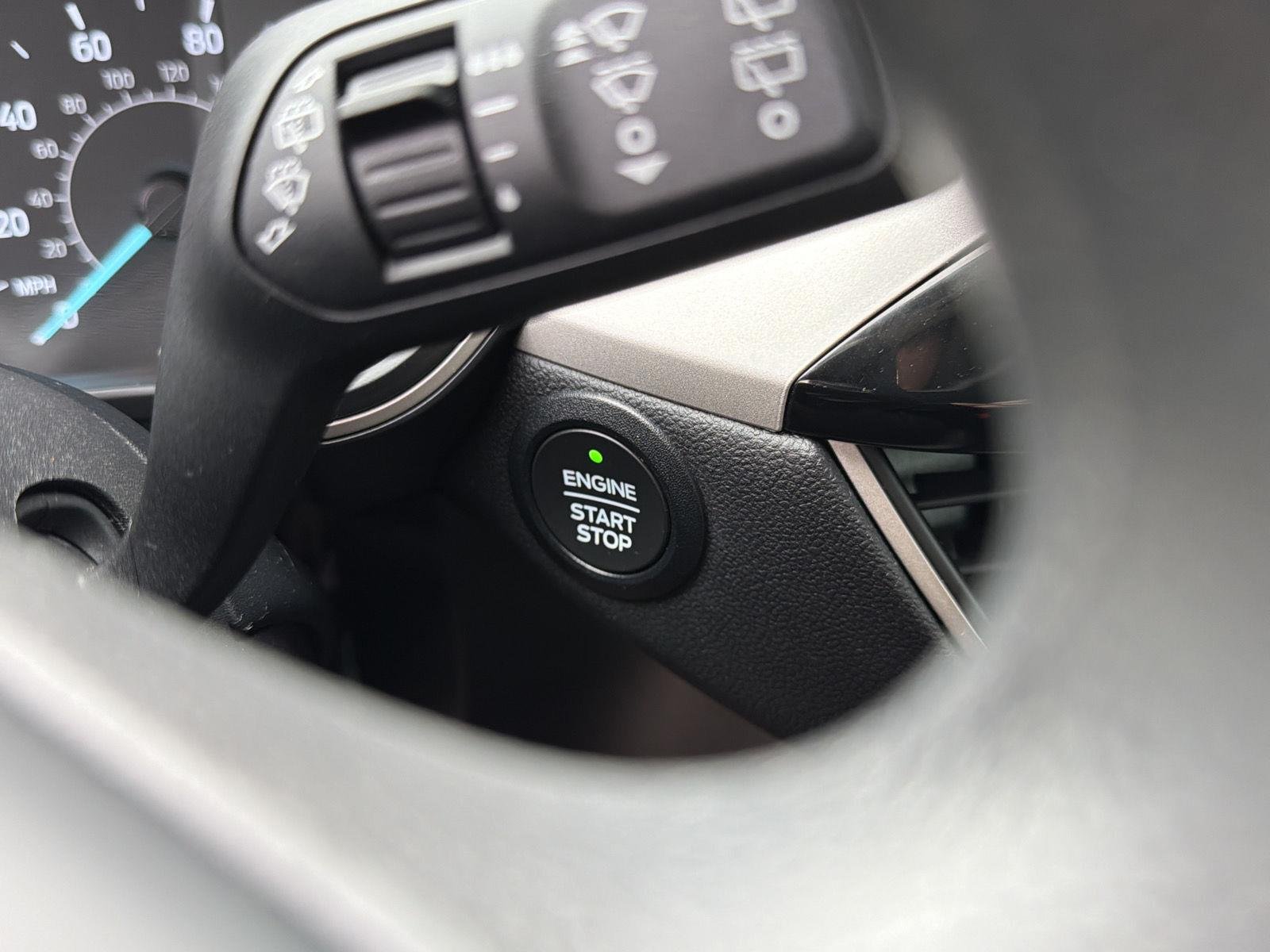 2022 Ford Escape SE - Photo 17