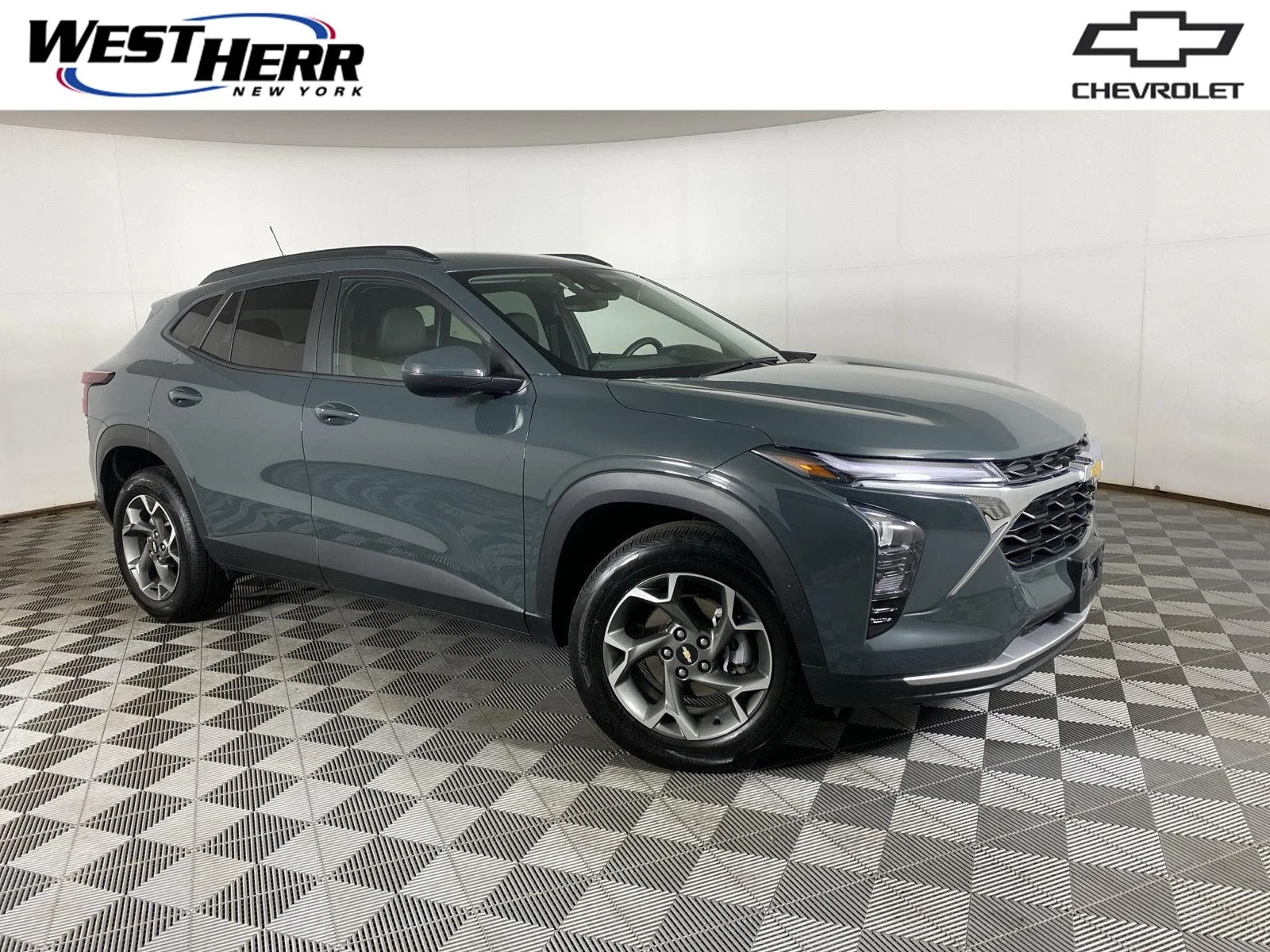 Used 2025 Cypress Chevrolet LT image 1