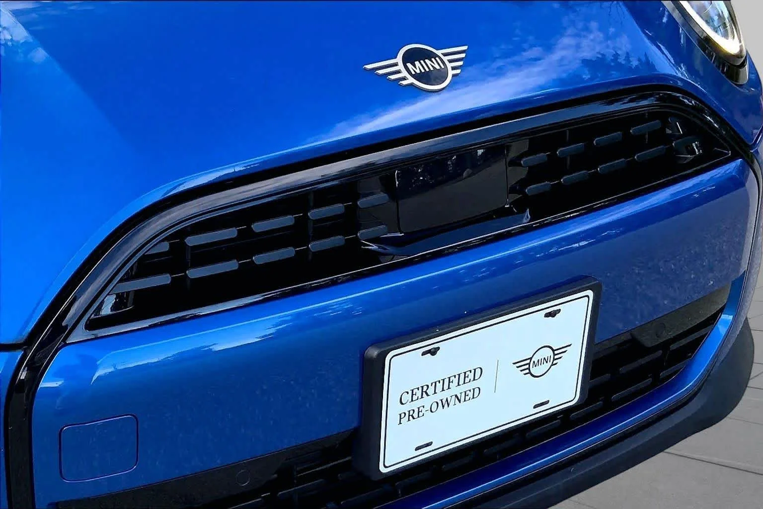 Certified Used 2026 Icy Sunshine Blue Metallic MINI Cooper image 28