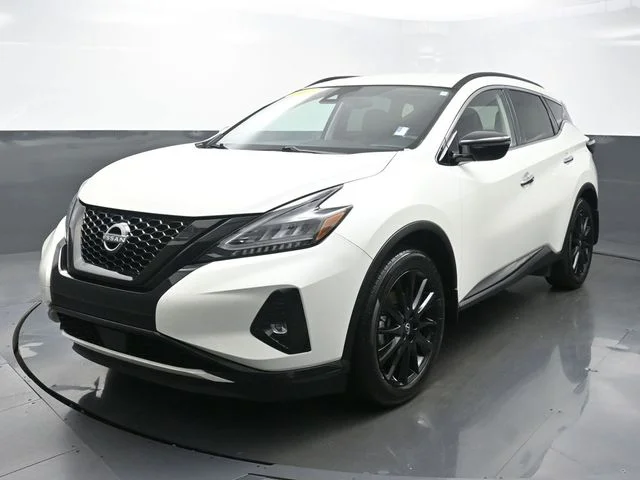 Used 2023 White Nissan SV image 3