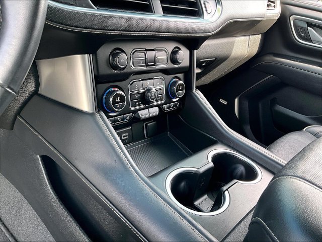 Used 2024 Summit White Chevrolet Premier image 21