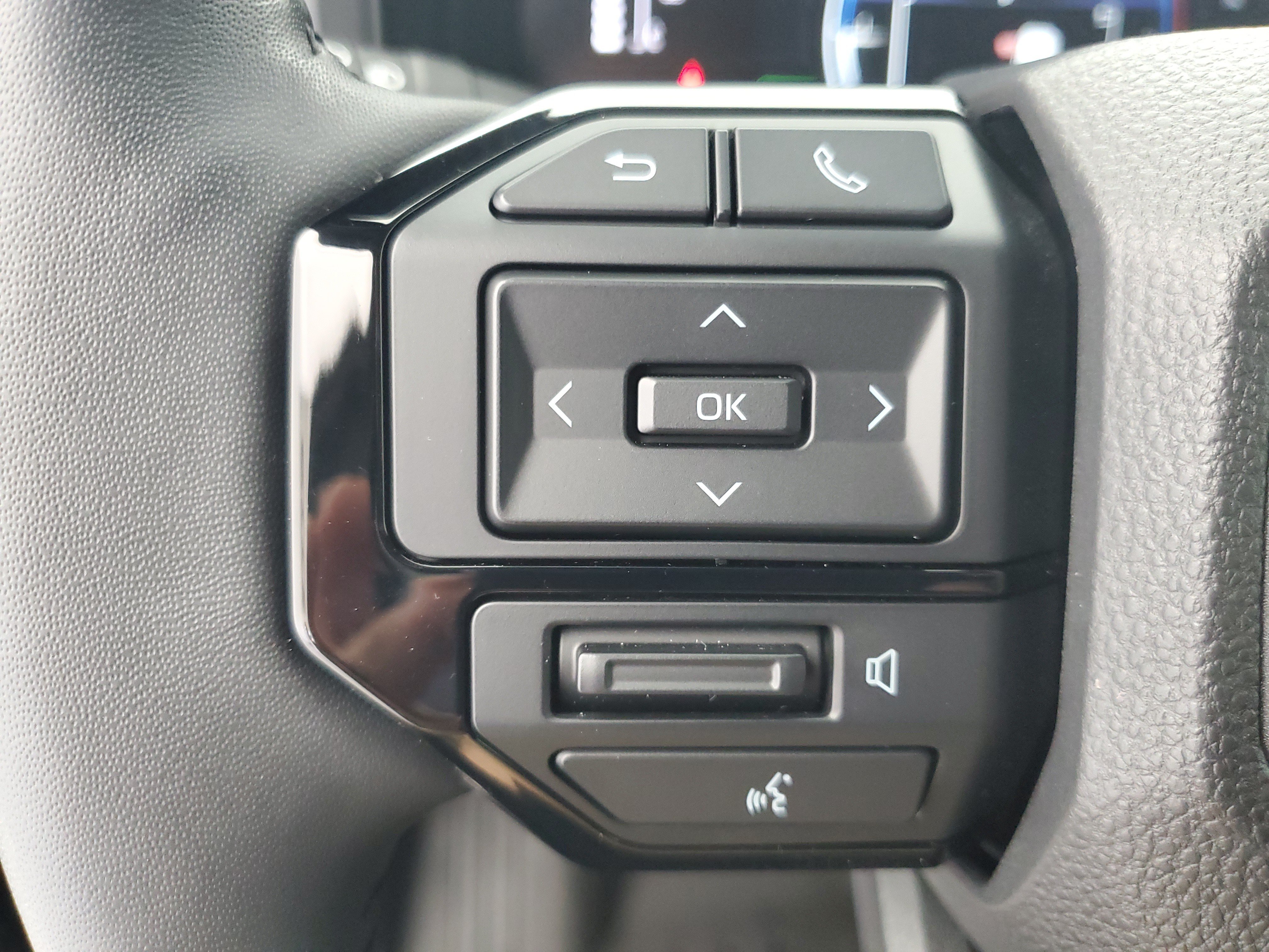 Used 2025 Black Toyota Base image 23
