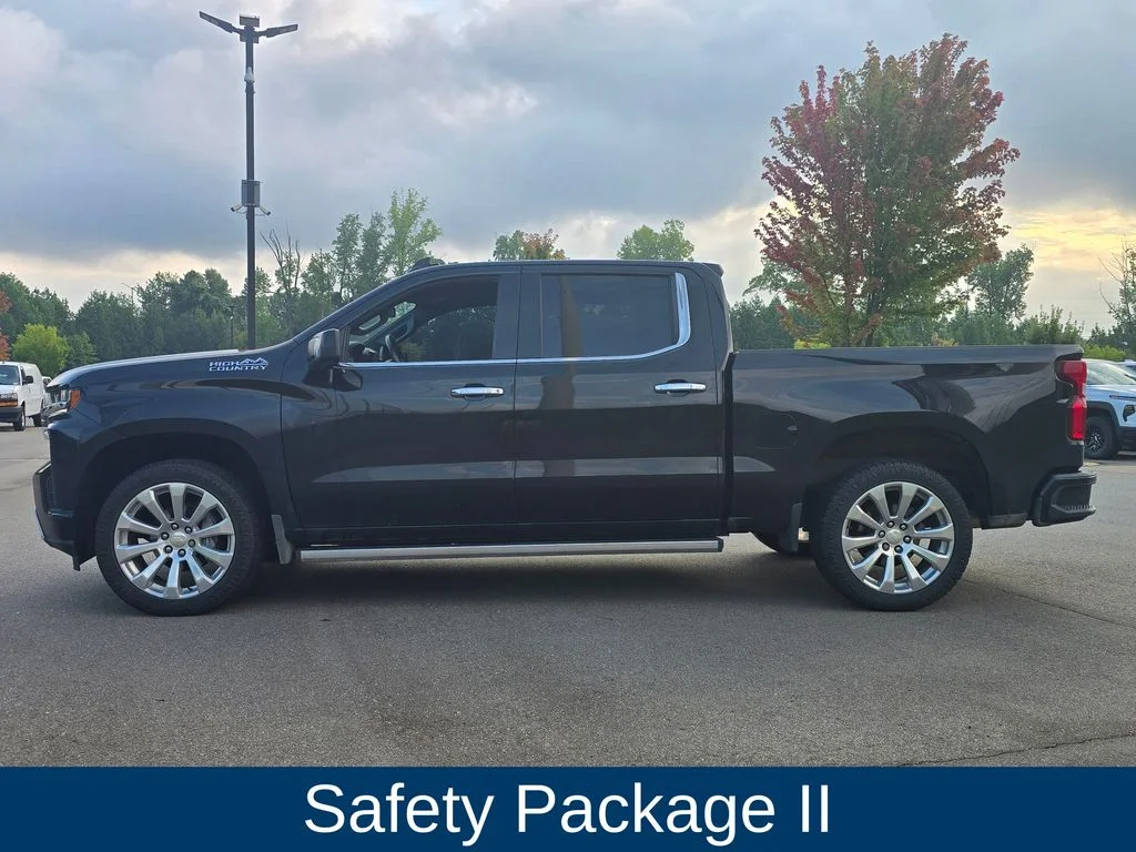 Used 2021 Black Chevrolet High Country image 4