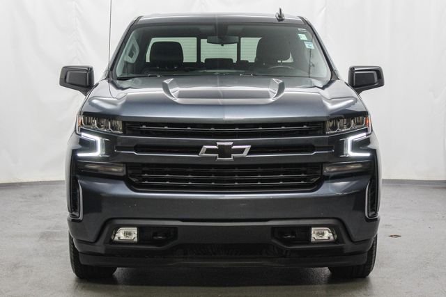 Used 2019 Shadow Gray Metallic Chevrolet RST image 3