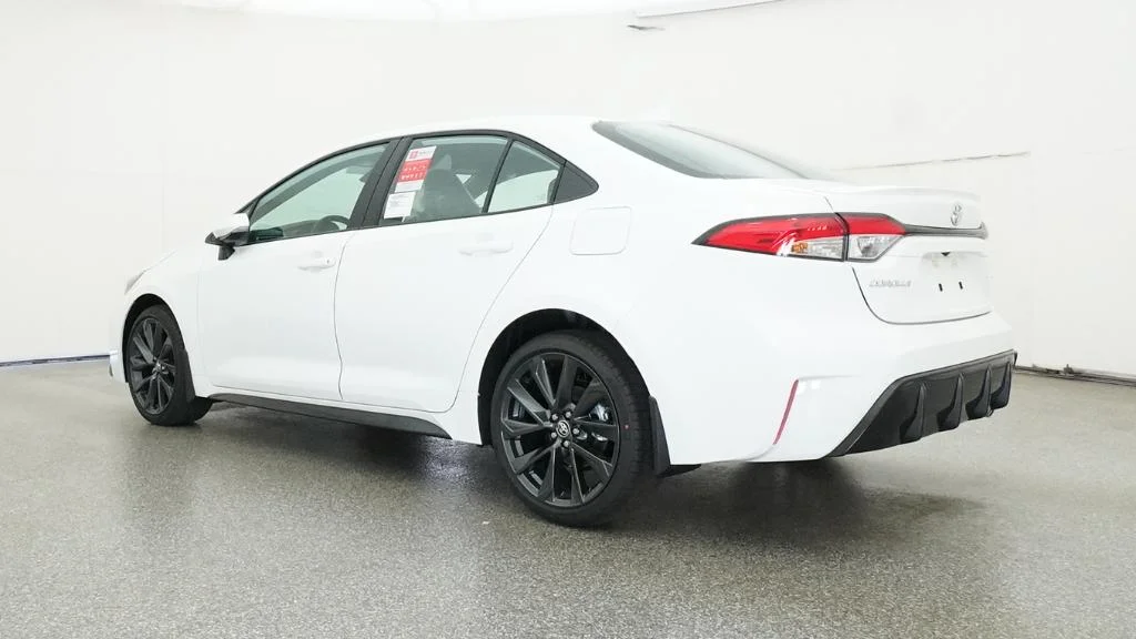New 2026 Ice Cap Toyota SE image 8
