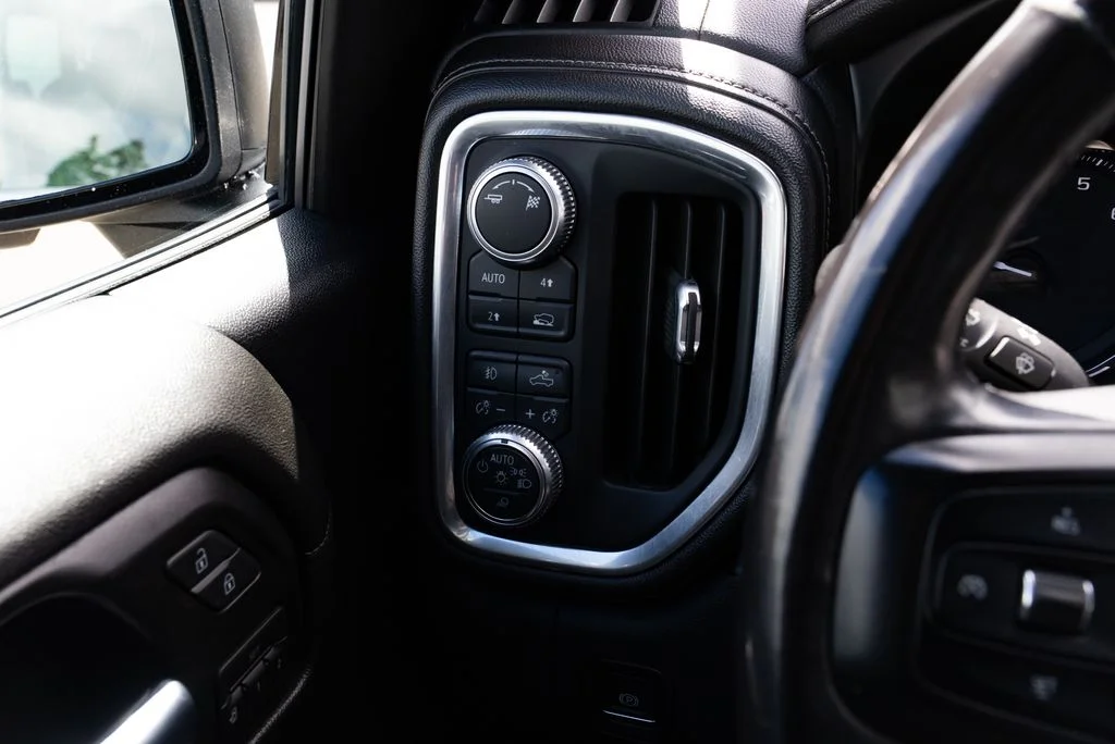 Used 2019 Brown GMC SLT image 13
