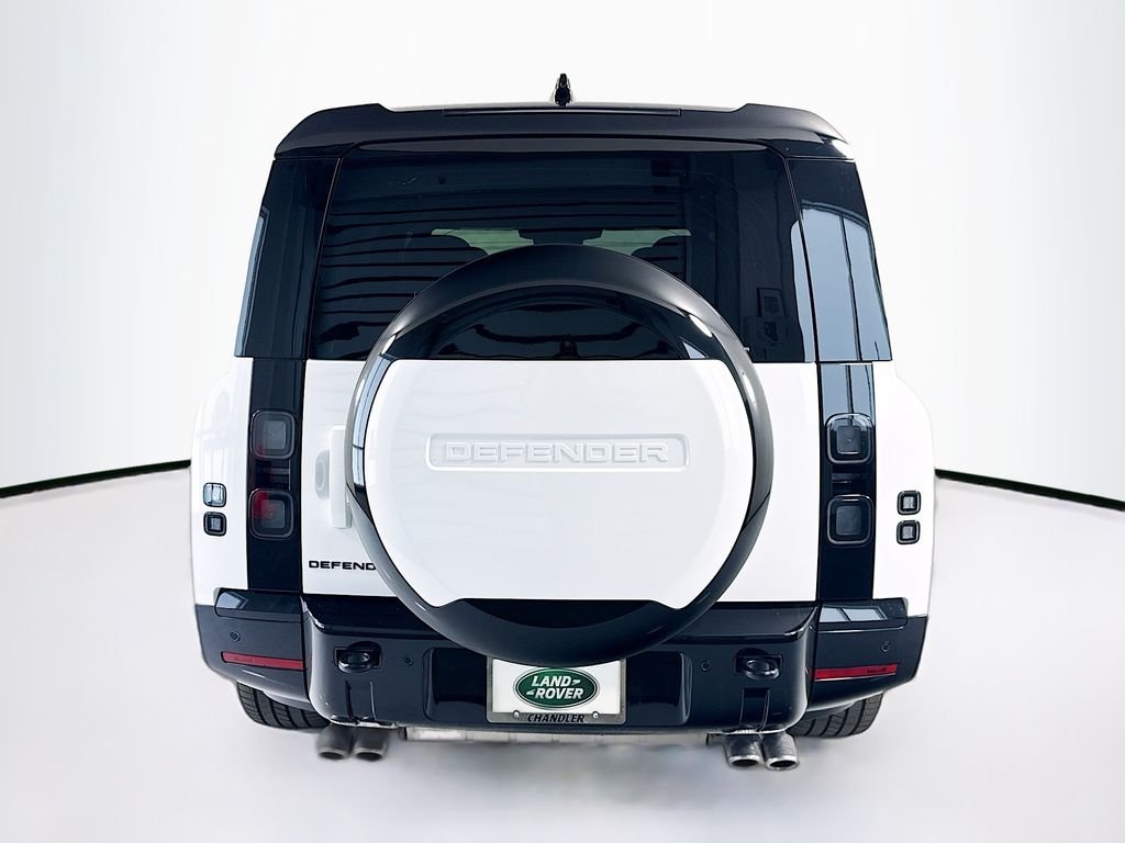 New 2026 Fuji White Land Rover V8 image 6