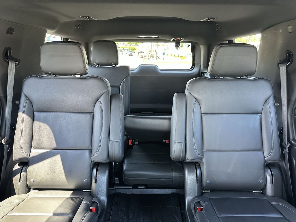 Used 2021 Red Chevrolet Z71 image 13