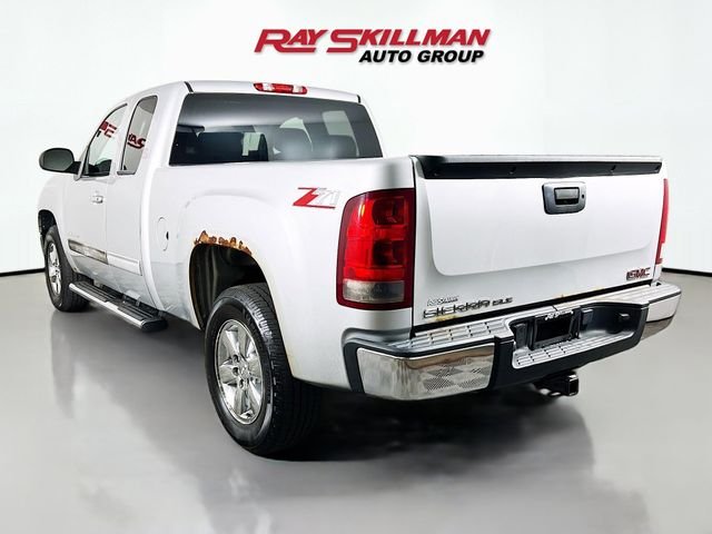 Used 2013 Silver GMC SLE image 5