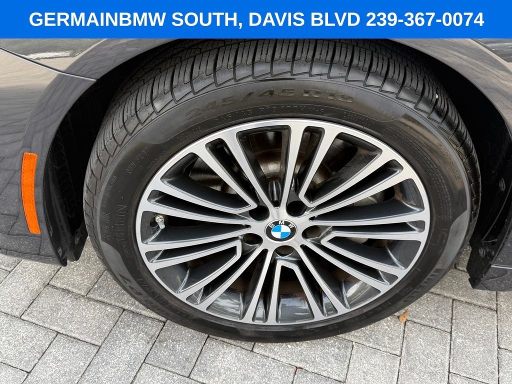 Used 2018 Dark Graphite BMW 530i xDrive image 7