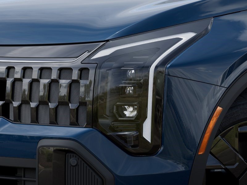 New 2027 Vesta Blue Kia X-Line image 10