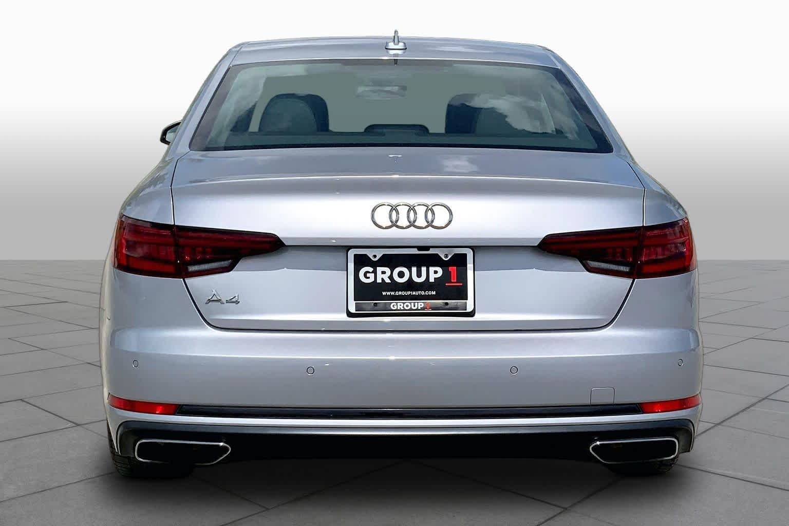Used 2019 Florett Silver Metallic Audi Titanium Premium image 5