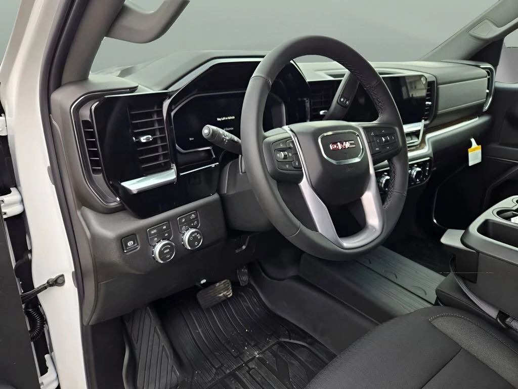 2026 GMC Sierra 1500 SLE - Photo 19