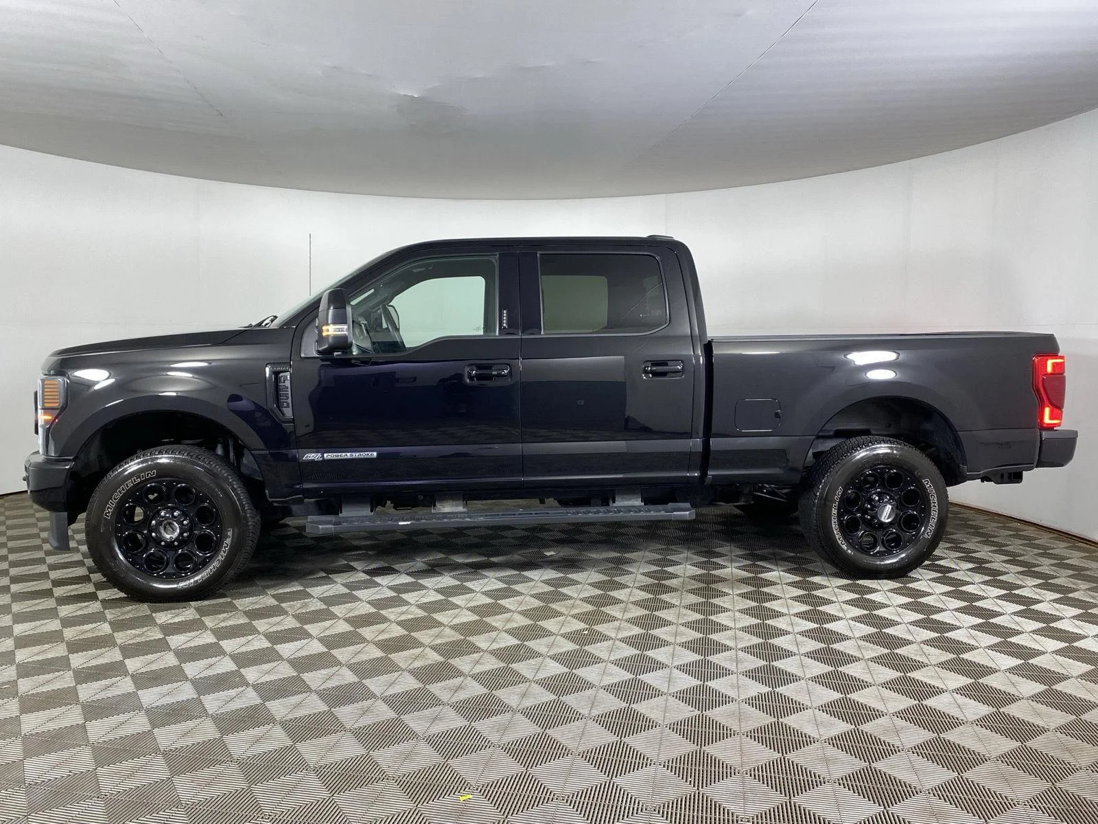 Used 2022 Agate Black Ford Lariat image 4