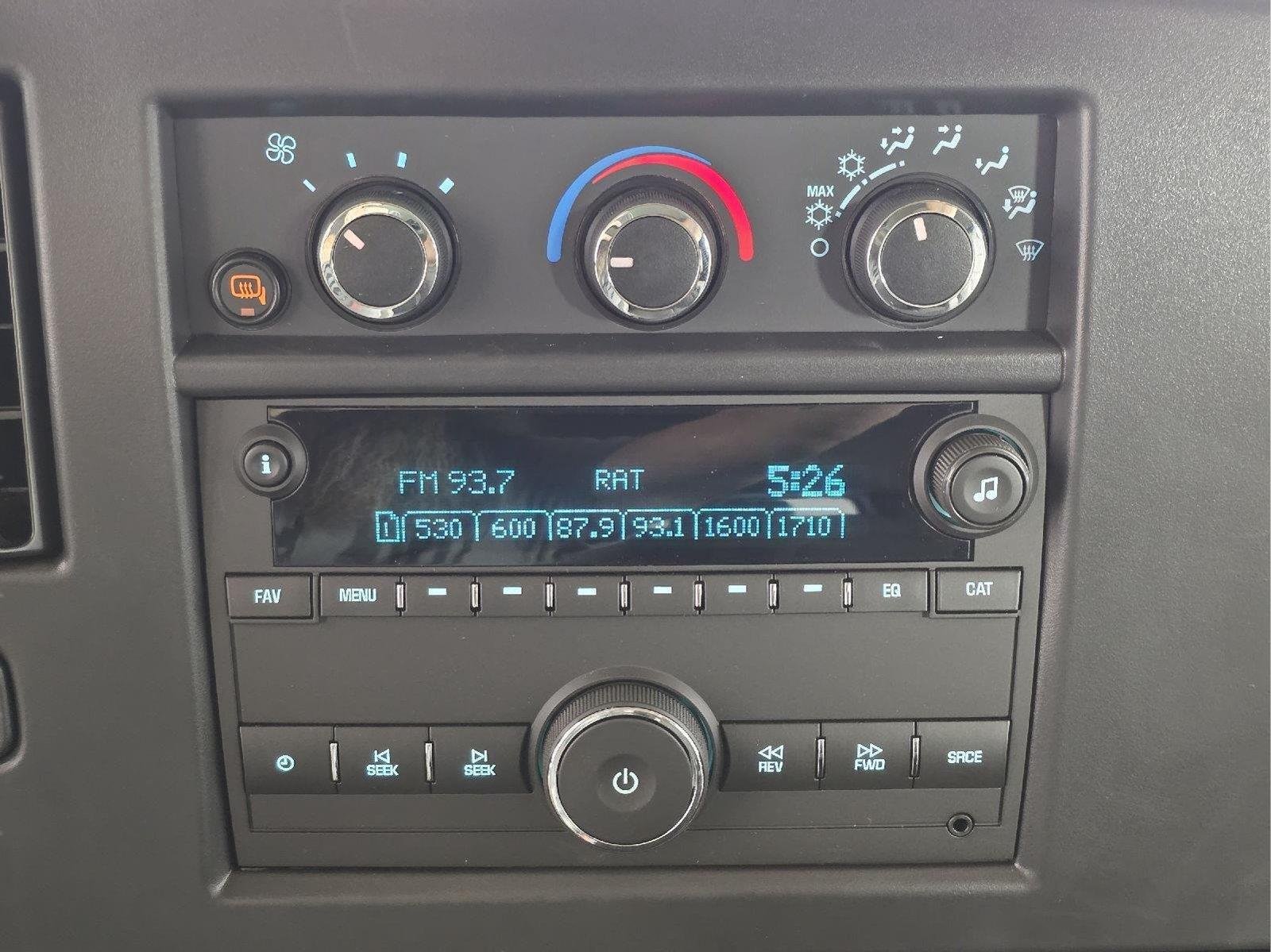 2026 Chevrolet Express Passenger LS - Photo 31
