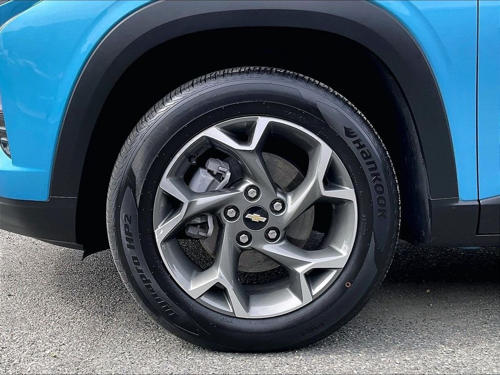 Used 2025 Blue Chevrolet LT image 7