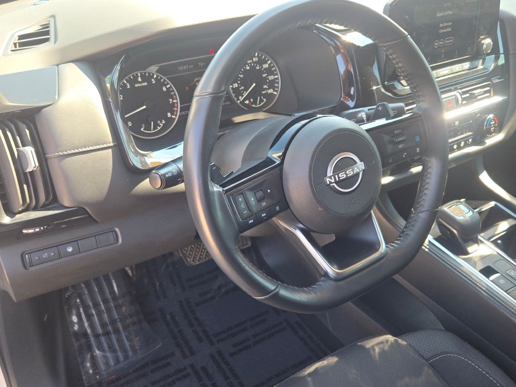 Certified Used 2023 White Nissan SV image 25