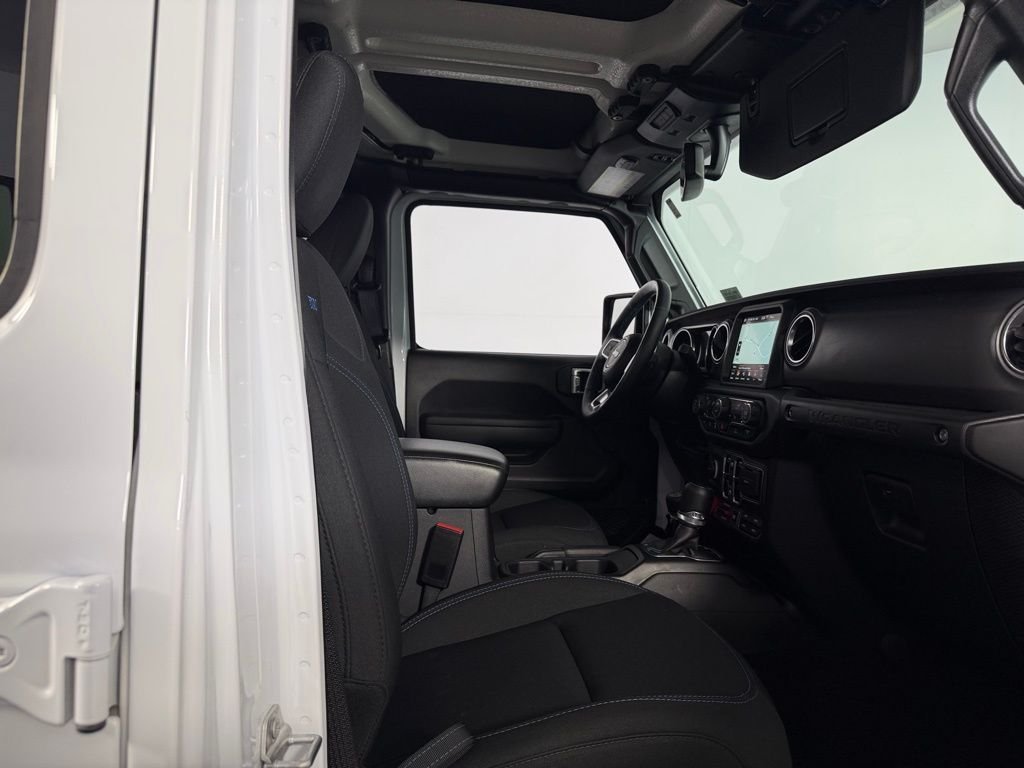 Used 2023 White Jeep Rubicon 4xe image 35