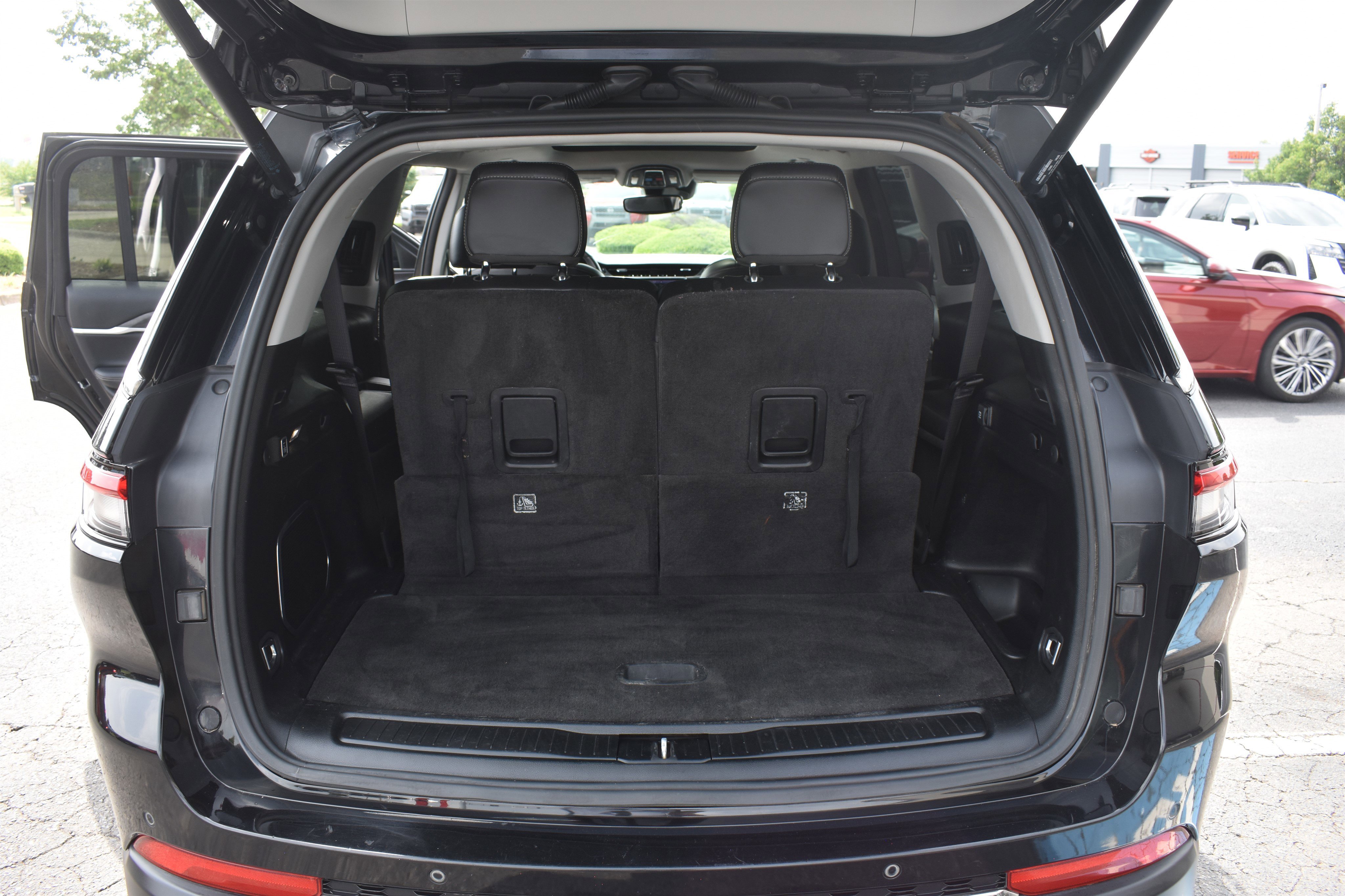 Used 2021 Diamond Black Crystal Pearlcoat Jeep Limited image 20