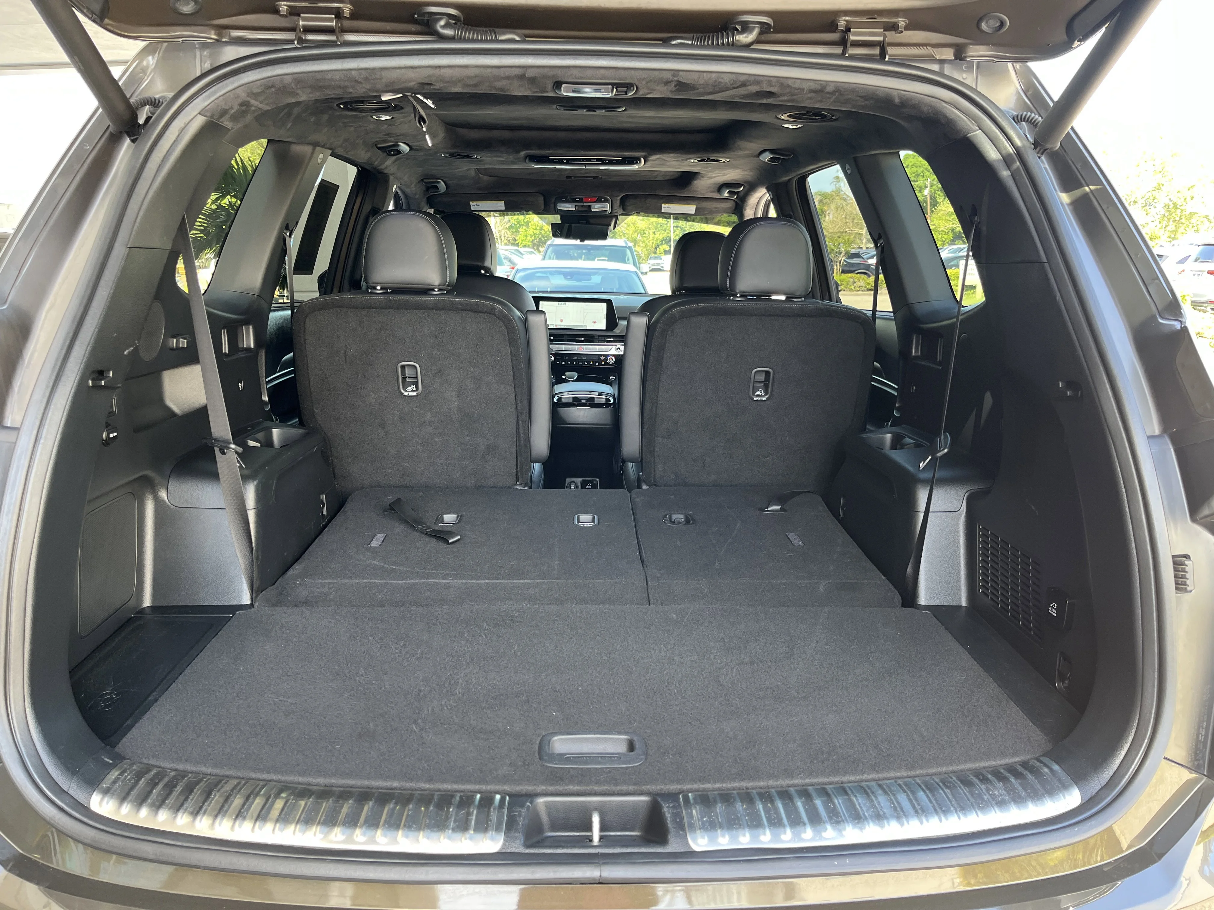 Used 2023 Dark Moss Kia SX Prestige X-Pro image 21