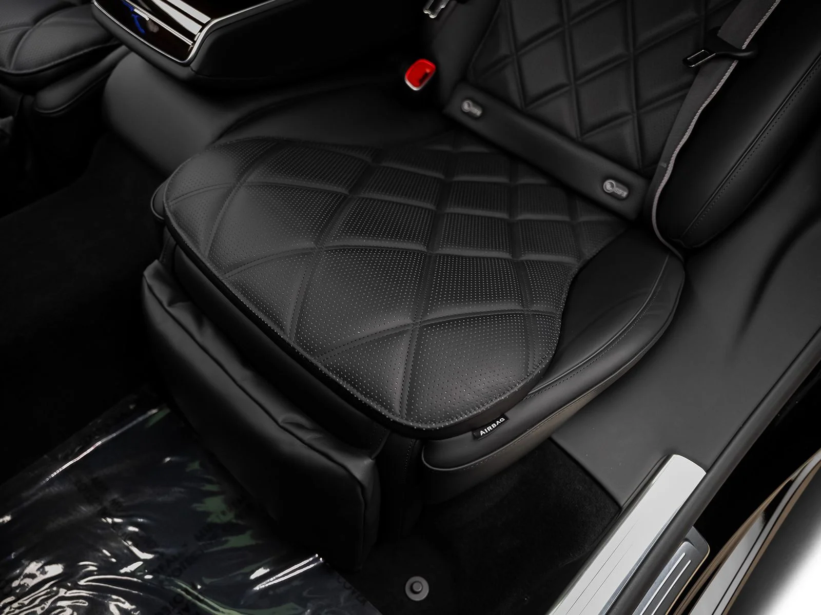 Used 2024 Black Mercedes-Benz Maybach S 580 image 41