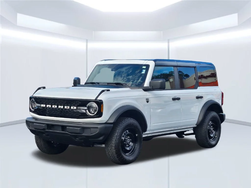 New 2026 White Ford Big Bend image 2