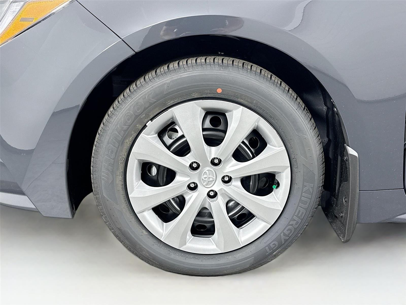New 2026 Underground Toyota LE image 12